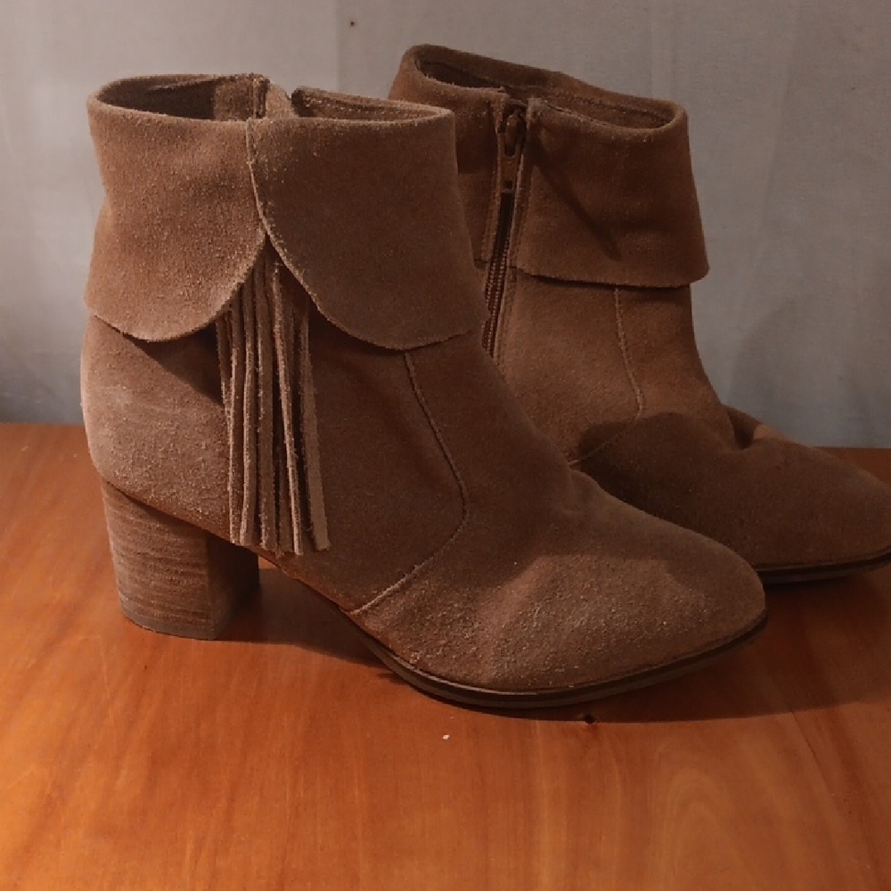 Matisse Brown Suede Ankle Boots Size 9